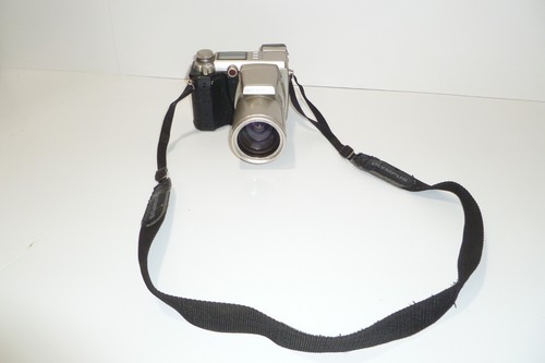 Olympus 2100 ultra zoom - c-2100,