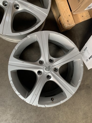 Cerchi momo reds 5x114 - reds,