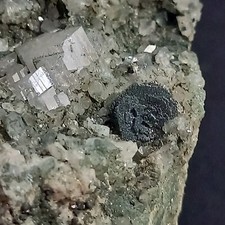 R06 - EMATITE 'Rosa di Ferro' con Adularia XX (Ghiacciaio di Miage, Valle d'Aosta, Italia