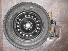 Roue de secours + Kit Nissan Qashqai J10 2008 175/75R16C M+S 4Tx16FH 40300-JD077