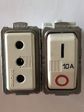 Bticino Originale Presa Sicura 2P+T Con Magnetotermico Art. 5114 Serie Magic