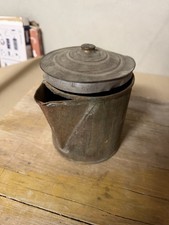 Brocca antica in rame con