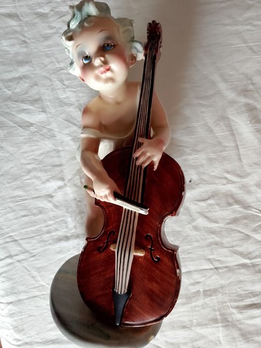 Scultura bambina con - bambina,