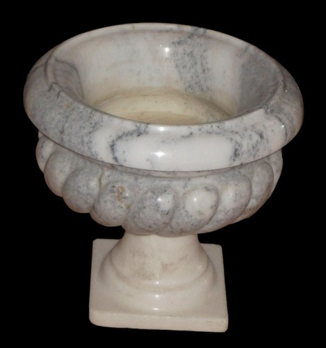 Vaso marmo bianco venato - in,
