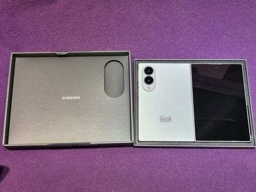 Samsung galaxy fold 512gb - 8,
