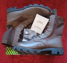 size 11M Wellco Jungle boots
