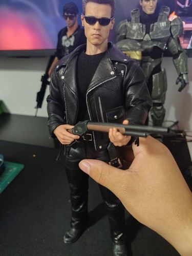 Hot toys terminator - hot, 2