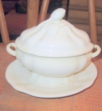 zuppiera in ceramica