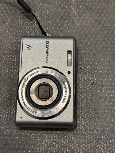 Fotocamera digitale compatta