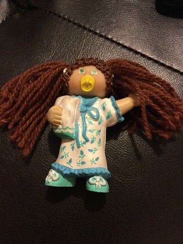 Figurina con peli di filato - peli,