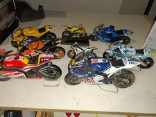12 MODELLINI VALENTINO ROSSI YAMAHA DUCATI ECC. COME DA FOTO