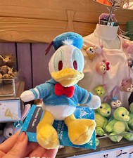 Hong Kong Disney Donald Duck
