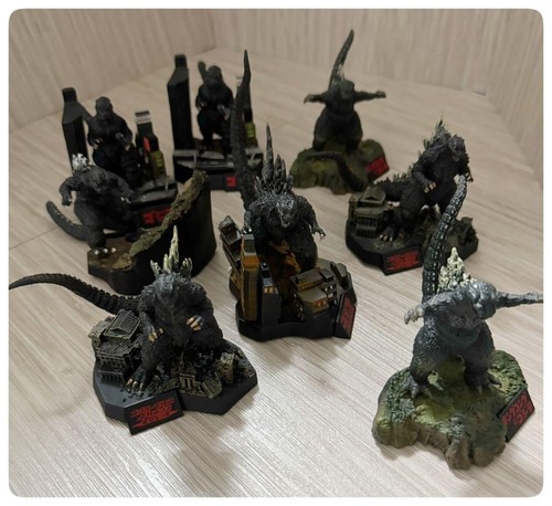 Godzilla diorama figure - diorama,