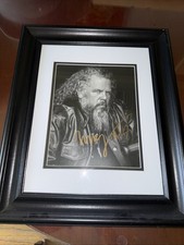 MARK BOONE JUNIOR firmato