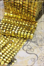 1mt rete - nastro di borchie a