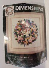 NUOVO Dimensions Crewel Corona