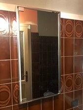 Mobile bagno in metallo e specchio da parete (anni 80)