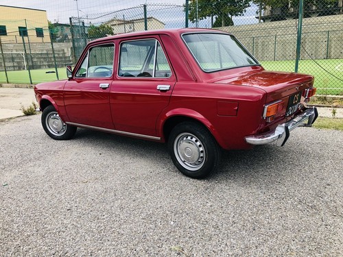 Affitto auto fiat 128 berlina - auto,