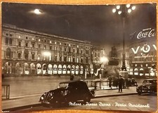 Milan - Piazza Duomo - Coca
