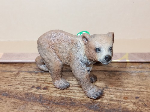 Orso grizzly cucciolo figura - cucciolo,