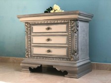 Antico mobile, comodino restaurato