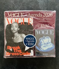 1 pezzo di Vogue Italia Magazine + Agenda 2026 - Nr. 903 Dicembre 2025 - NeroBlu