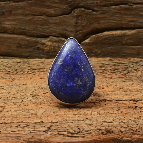 Squisito anello fatto - , mano