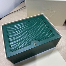 Rolex oyster box - l,