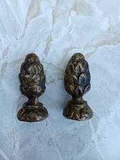 COPPIA DI PIGNE IN OTTONE FUSIONE X DECORO OROLOGIO OPP. BASTONE TENDA O LETTO