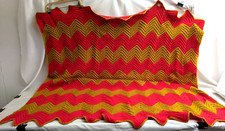 Coperta all'uncinetto Zig Zag Chevron gialla e rossa circa 53" x 60" LW