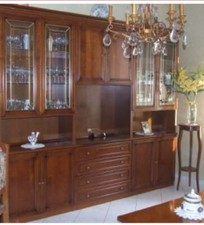 Elegante mobile soggiorno usato, in legno, in perfette condizioni