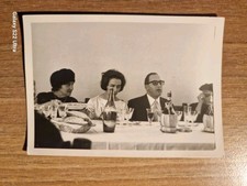 21275. Fotografia a tavola