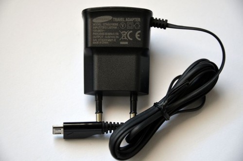 Chargeur secteur prise micro - chargeur,