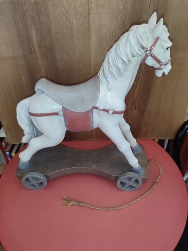Cavallo con ruote - ,
