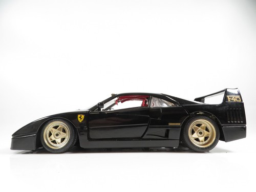 Bburago ferrari f40 - 1:18,