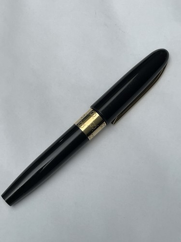 Vintage gucci black lacquer - gucci,