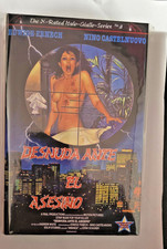 DESNUDO ANTE EL ASESINO GR