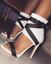 Sandali stiletto bianco nero