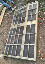 Porta da sostituire qualche vetro