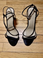 Sandali con cinturino Marciano