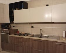 Grande Cucina  Lineare buono stato completa di elettrodomestici usata