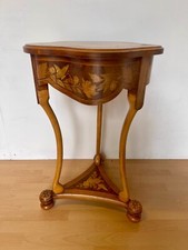 Tavolino francese in legno