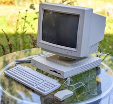 Apple Macintosh Performa 450