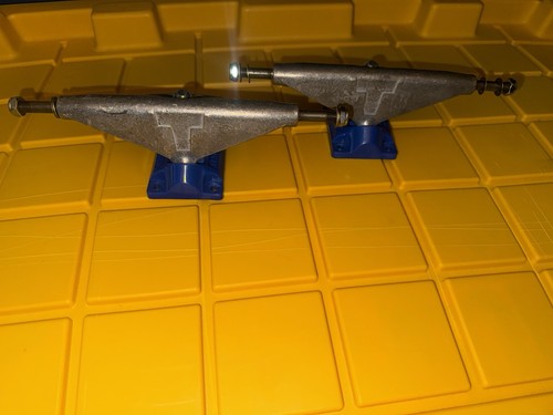 Nos vintage tracker skateboard - vintage,