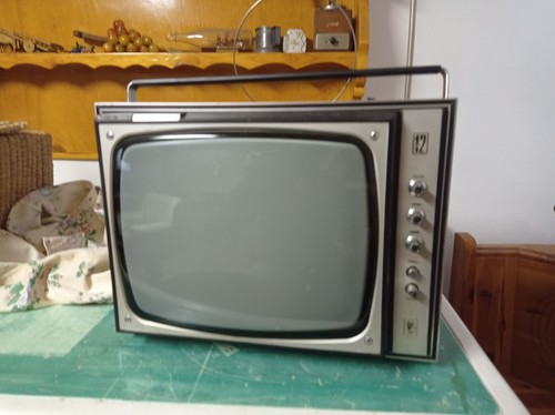 Televisore philips anni - 12",