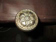 MW.A857: ANTIQUE GOLD ENGRAVED