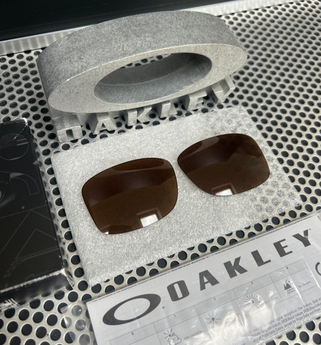Oakley jupiter squared - squared, |