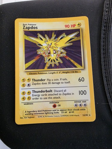 Rara carta pokemon olografica - rara,