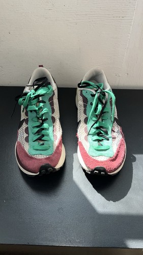 Taglia sacai x nike - -,