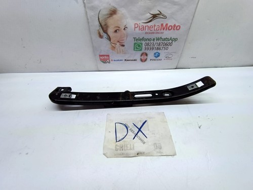 Staffa pedana piaggio - dx,